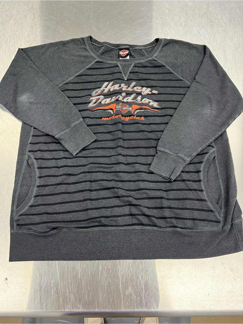 Harley-Davidson Rochester MN Black & Charcoal Striped Crewneck Sweatshirt Wom 1X